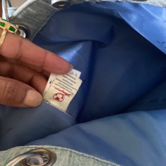 🌻SALE🌻VINTAGE , RARE Disney Denim Tote - Picture 10 of 13